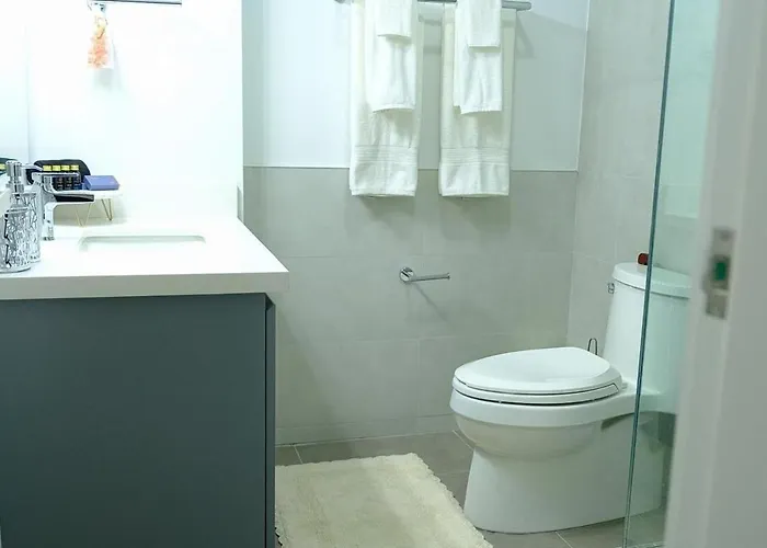 Newly Built In The Heart Of * Ocho Ríos